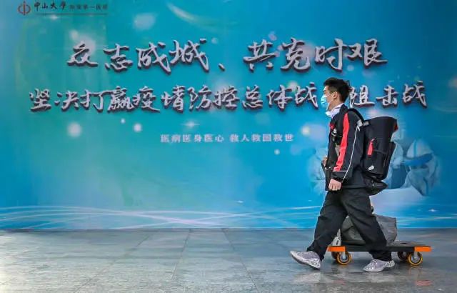 快递已入库快来取件,快递来取件了