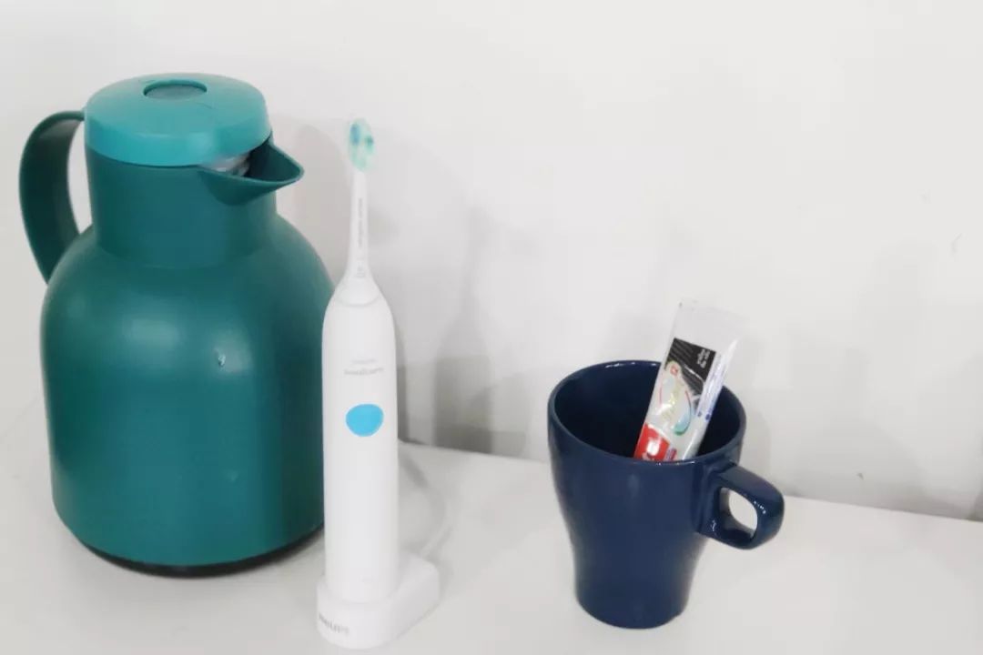 飞利浦和usmile电动牙刷哪个更好,飞利浦电动牙刷性价比高的一款