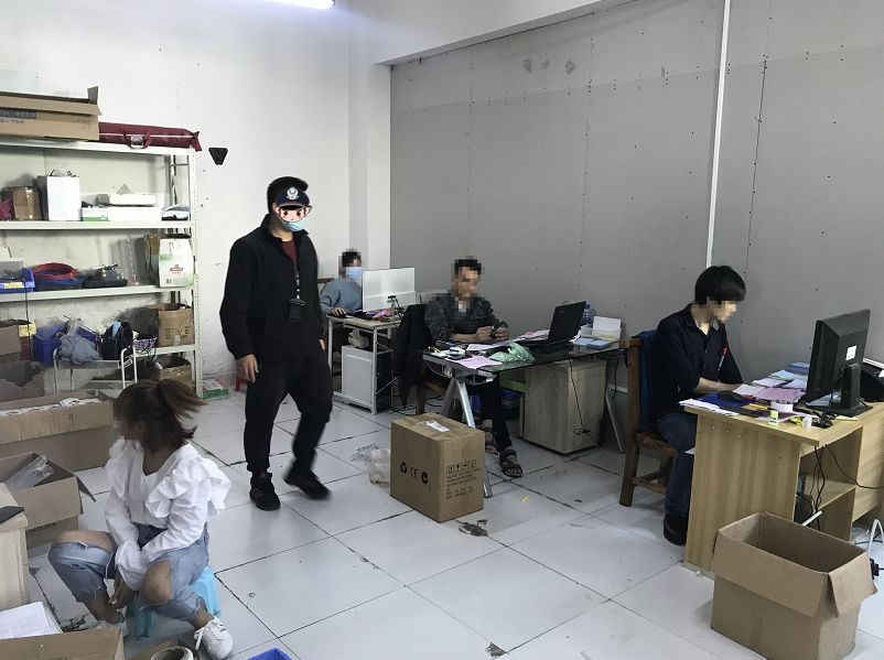 银行员工骗取钱判几年 (漏税1500万被判刑)