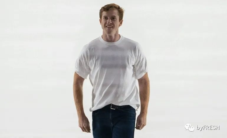 想要穿得简单又有活力感,如何穿得温柔又知性