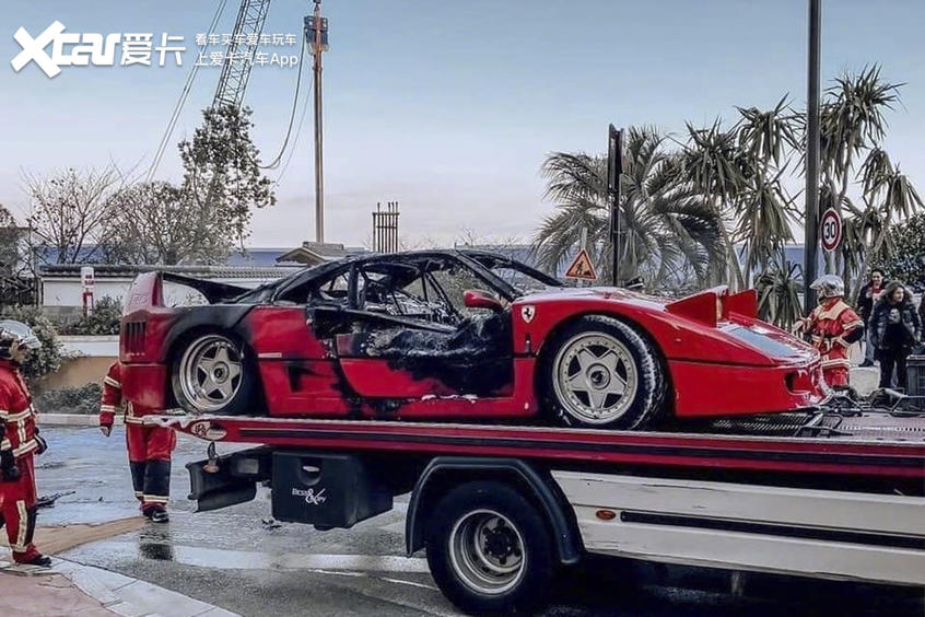 见一辆少一辆1300多辆的法拉利F40又着了