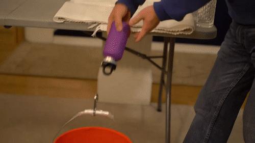 保温杯一键开合的好还是拧盖的好,没有内盖的保温杯好用吗