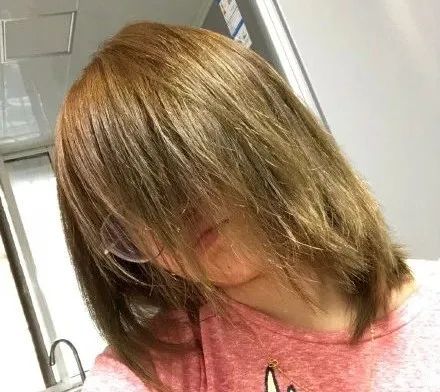 新手自己在家染发教程,自己在家染发推荐哪款