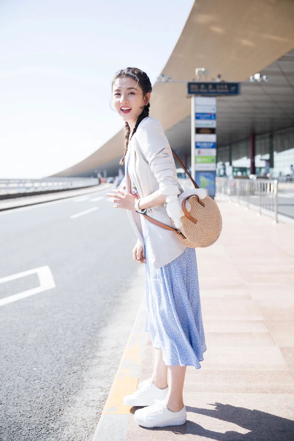 开春穿搭西装收腰裙,西装内搭裙子高级感减龄潮款