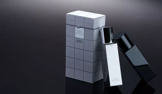 年薪百万的人都在干什么,月薪过万用什么护肤品