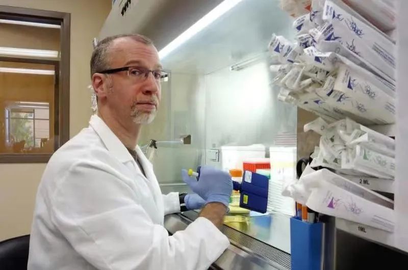 老公呼噜声让我彻夜难眠,老公呼噜声震天响