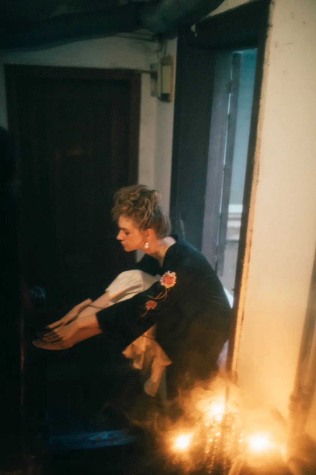 摄影师拍摄小道具,摄影师拍摄道具视频