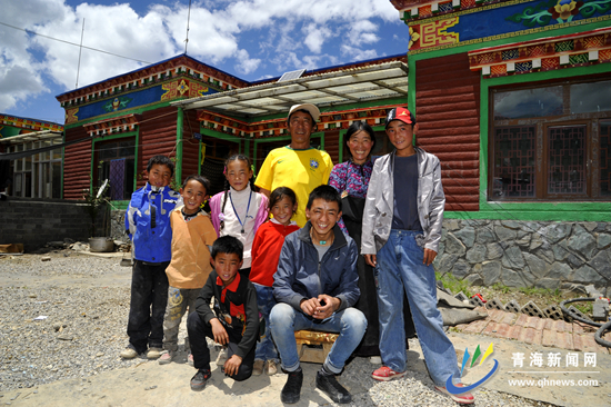 玉树重建十周年,玉树10年一苗