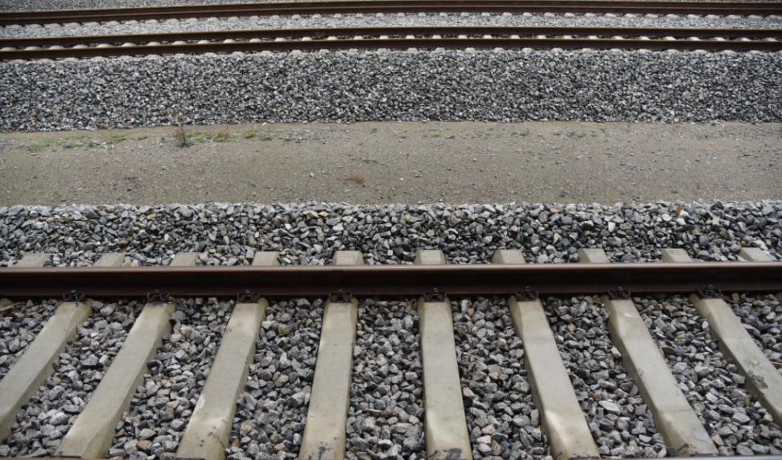 滨海港铁路专用线路什么时候动工,滨海港铁路专用线招标