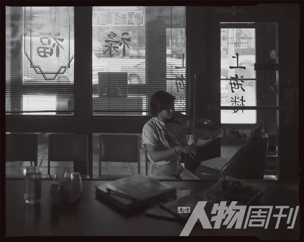 “金山伯”金山并非美梦