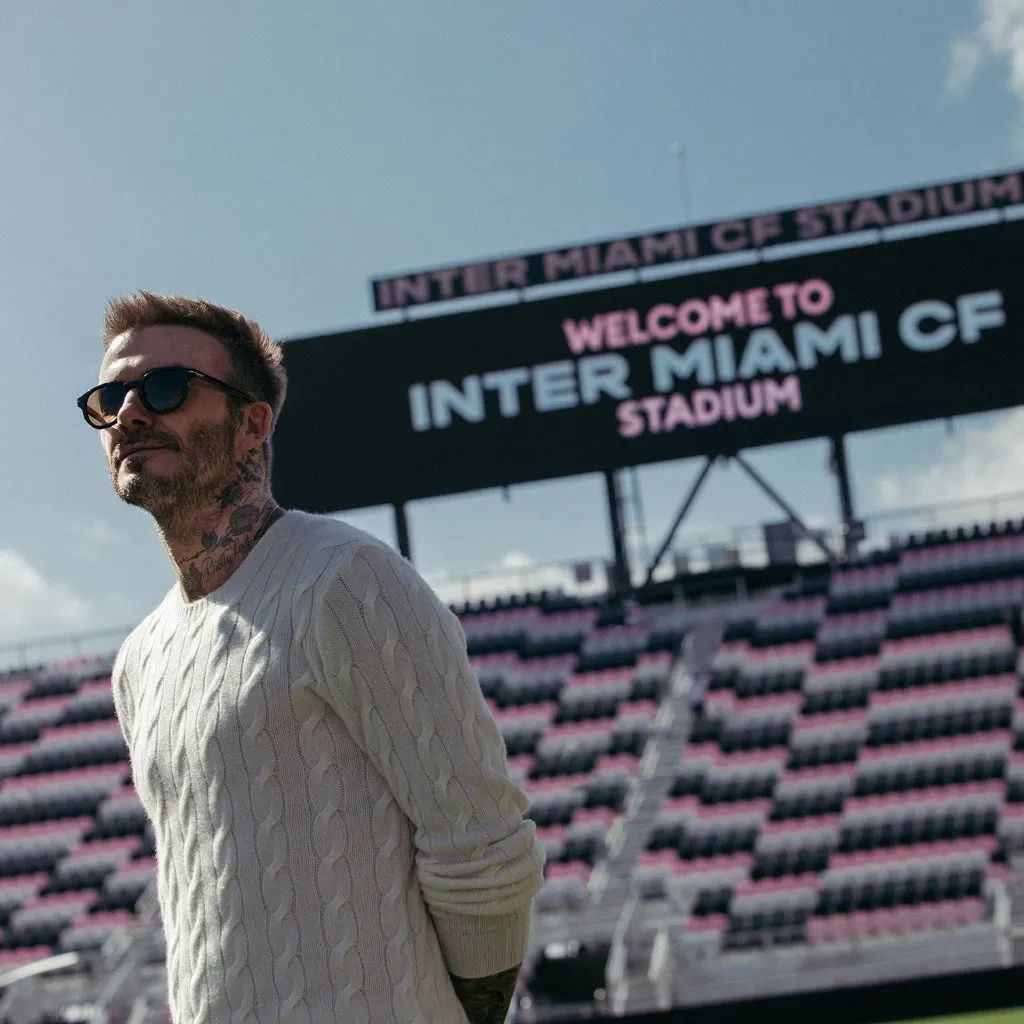 贝克汉姆抗击疫情视频,贝克汉姆疫情期间干什么