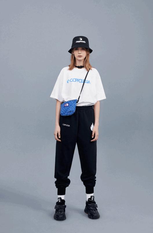 coppolella琚お骞抽笩鏀惰喘浜嗗悧,澶钩楦焎oppella