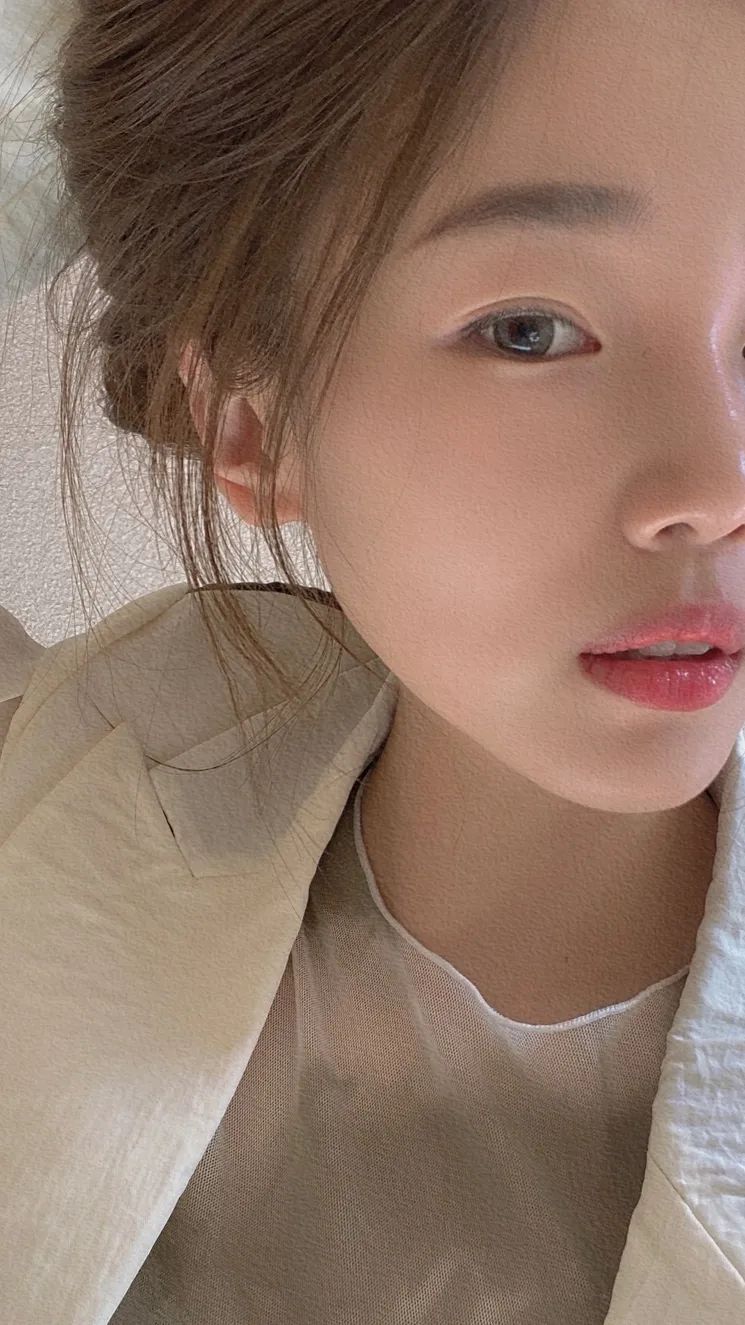 卧蚕和眼袋分不清有黑眼圈,已经分不清是卧蚕还是黑眼圈了