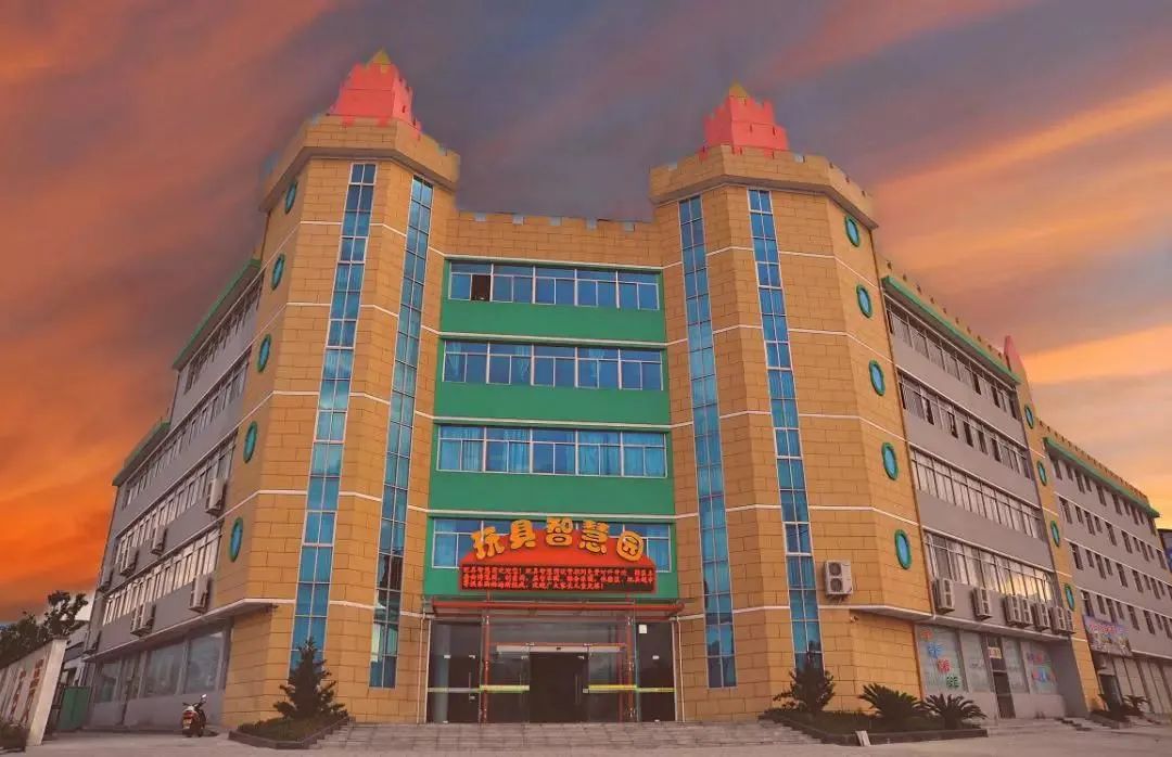 浜戝拰闈為仐,涓変唬鎵嬭壓浜虹殑鍧氭寔