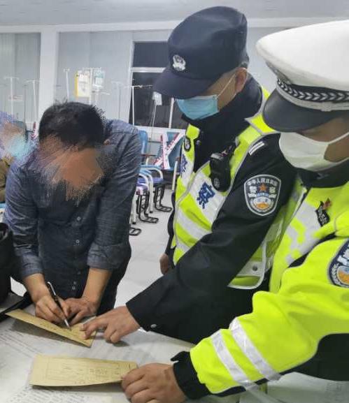 喝酒后遇到紧急情况下能开车吗,白酒喝了第二天能不能开车