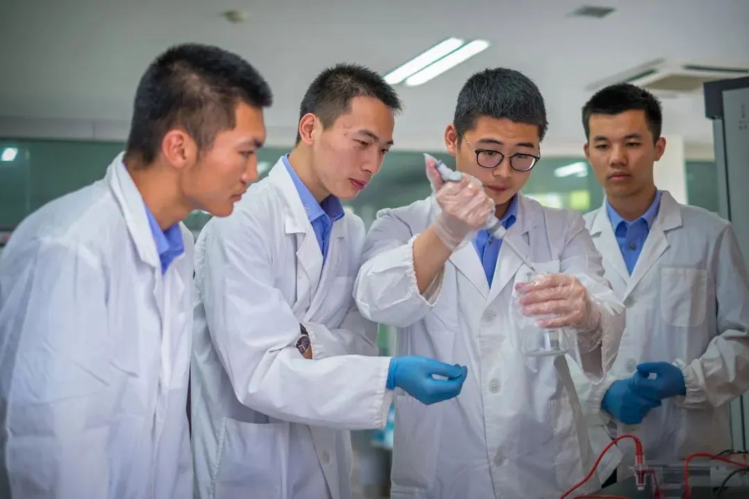 高中毕业报考浙江警察学院容易吗,高考学子报考警校