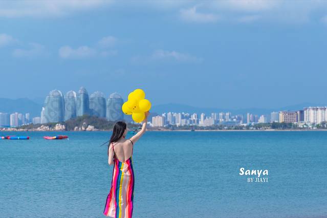 今年预算有限也能玩转三亚，十大私藏免费网红景点吃住买全攻略