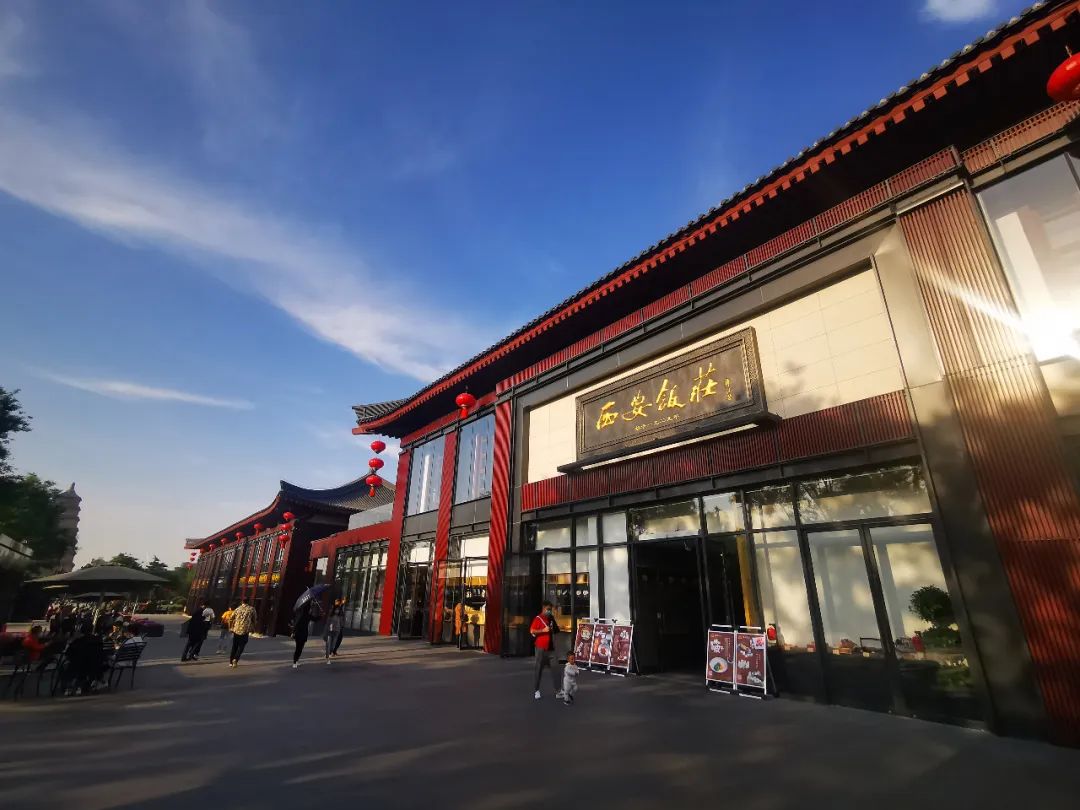 大唐不夜城是最大的步行街吗,西安大唐不夜城步行街排名