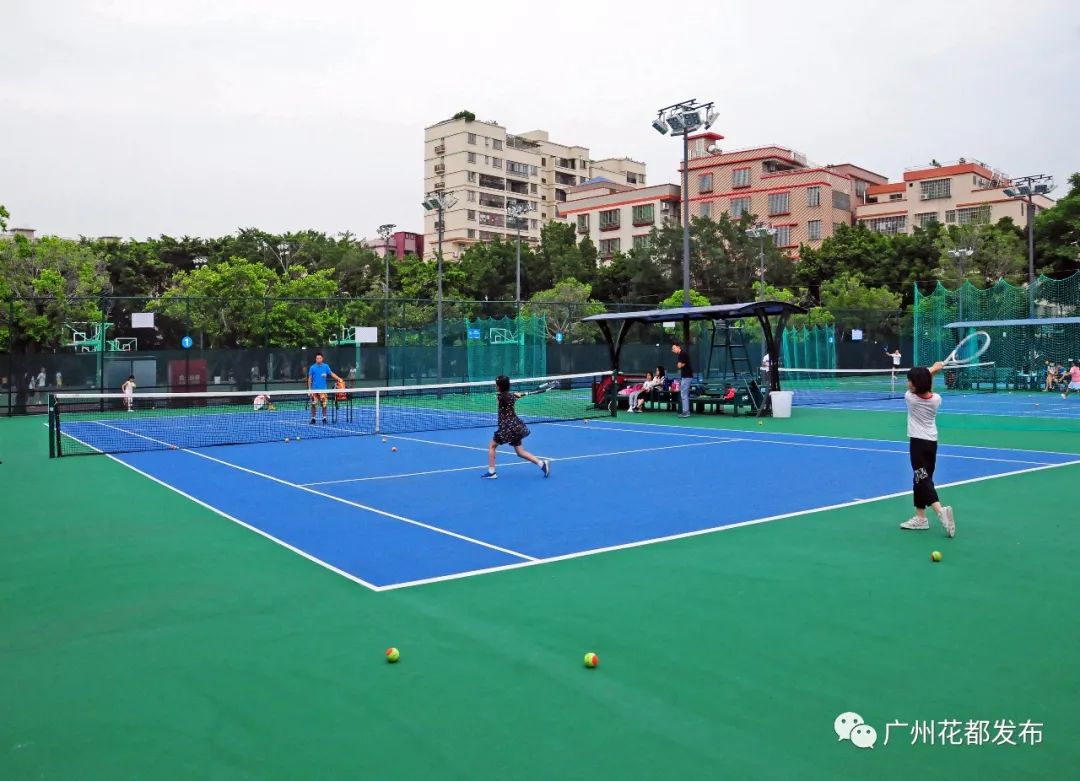 花都区哪里有免费羽毛球馆,花都体育馆羽毛球馆免费开放吗