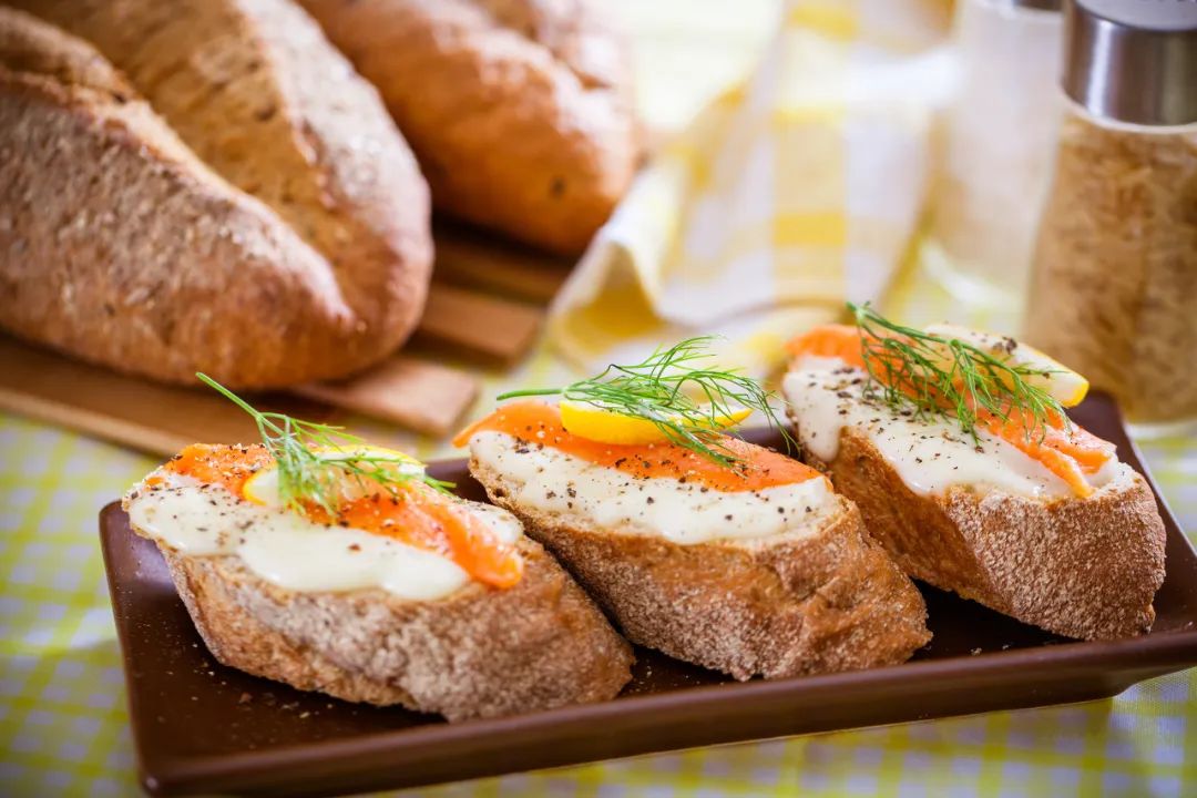 凹造型法棍图片,有嚼劲的法棍