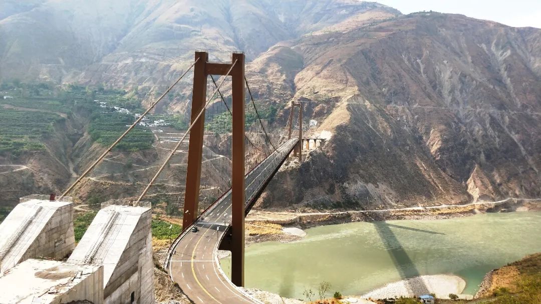 独家专访杨传堂，你关心的交通问题答案都在这里了→