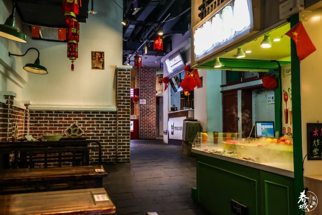老昆明的网红美食街,老昆明网红美食小吃街打卡