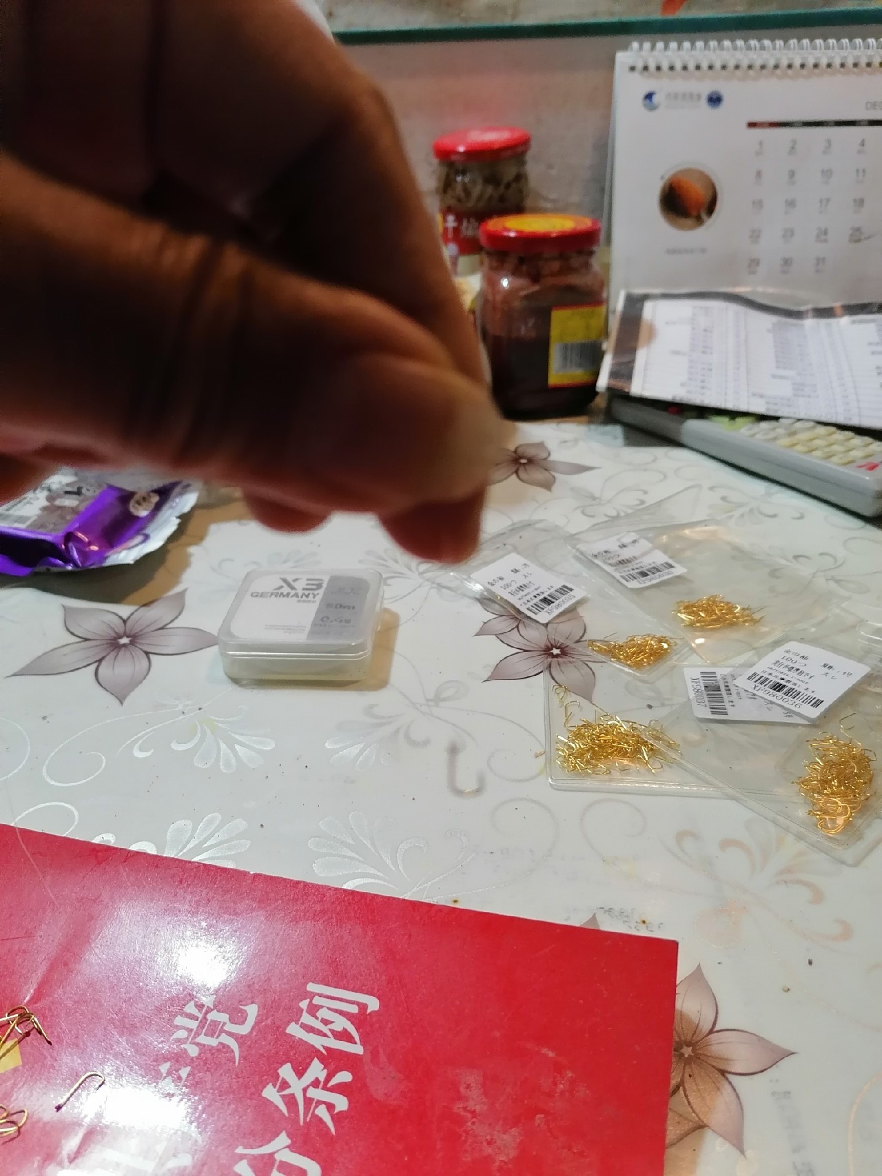 新手一看就会的绑钩技巧,新手也能一次学会的绑钩方法