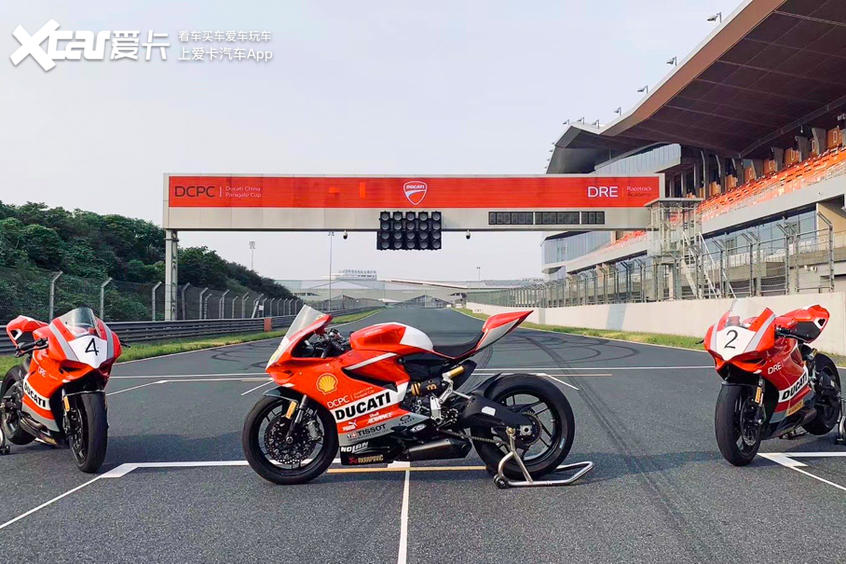 这才是杜卡迪的正确驾驶方法,杜卡迪应该怎么骑才舒服