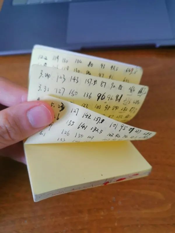 清华学子的笔记本,清华学子用的笔记本