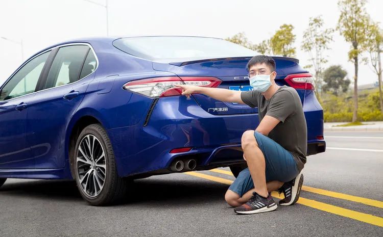 灵魂拷问：补贴6万，他真会把雅阁换成凯美瑞吗？