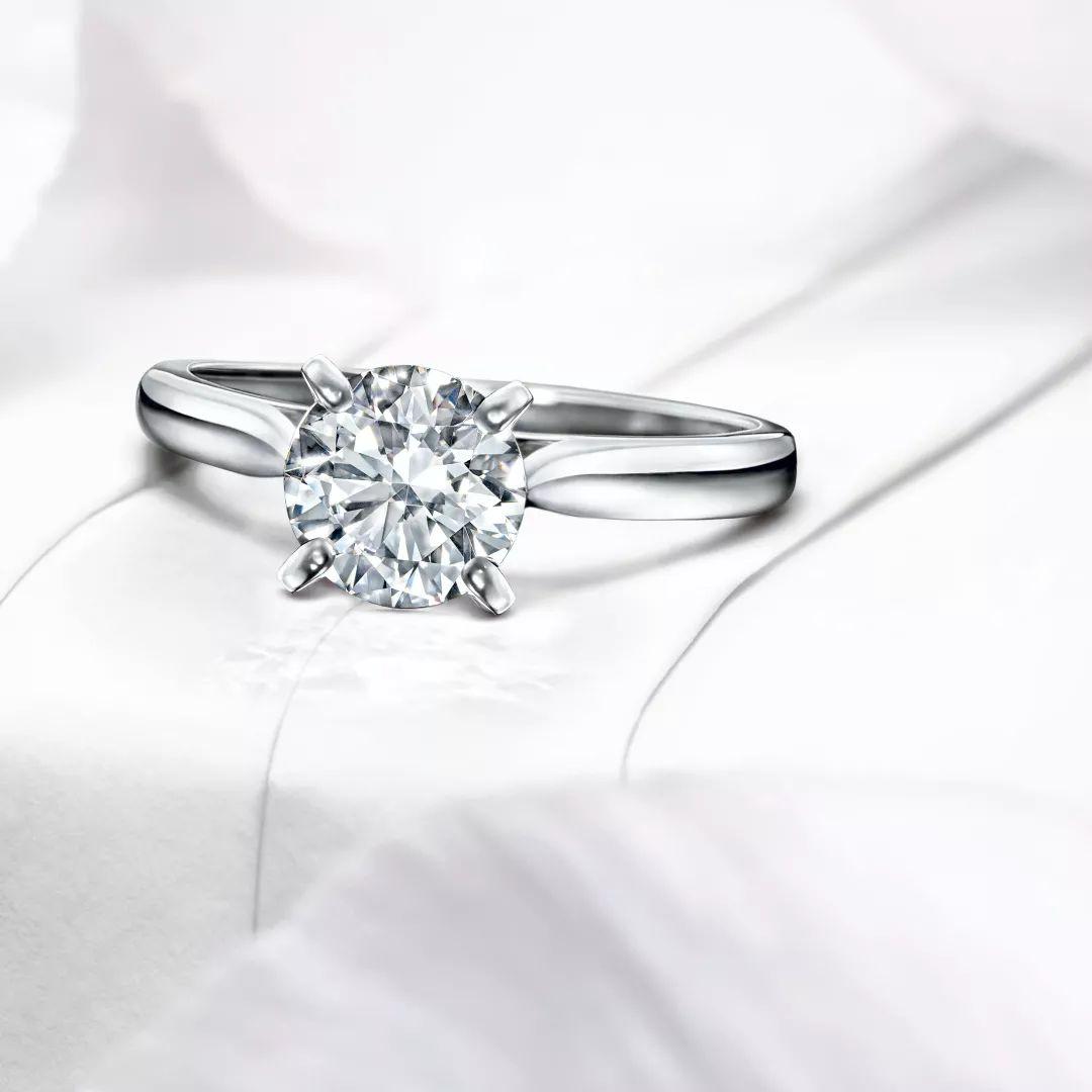 轻奢婚戒明星,明星同款戒指钻戒