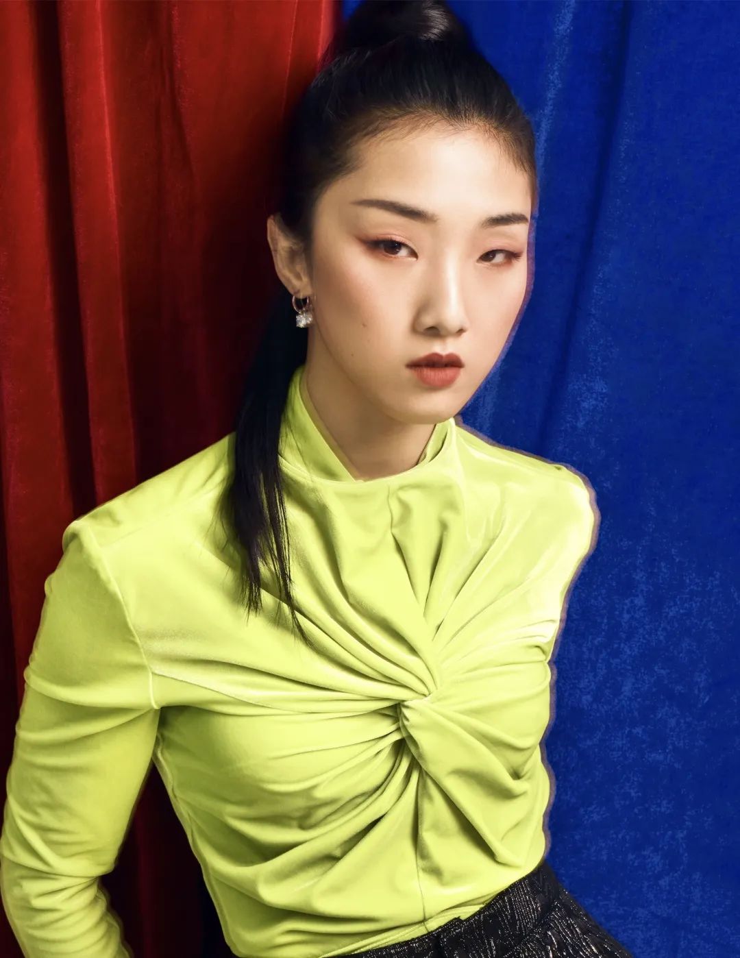 变双眼皮半个月后回到单眼皮,双眼皮怎么临时变成单眼皮