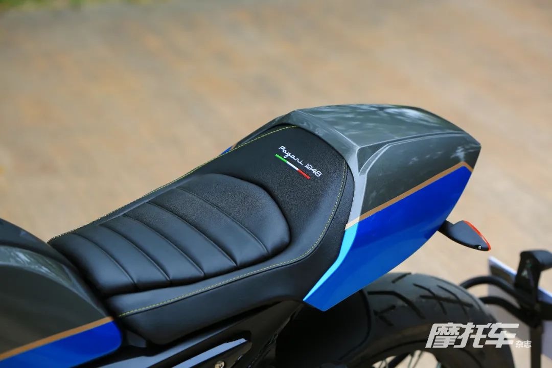 比亚乔liberty150车评,阿普利亚pagani150最帅改装