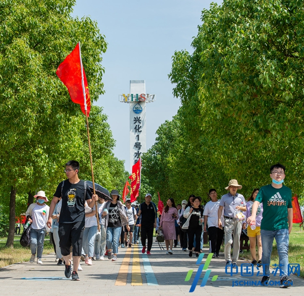 激昂青春砥砺前行,激昂青春逐梦未来