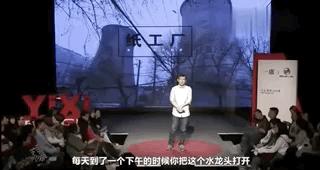 骞磋柂鐧句竾琚埗姣嶇湅涓嶈捣,鐖舵瘝鐪奸噷骞磋柂鐧句竾涔熶笉濡傚叕鍔″憳