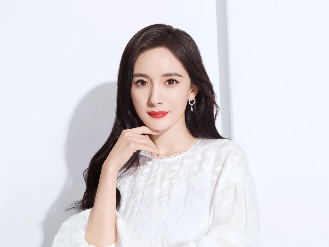 用完这一瓶，你就是夏日里的“樱花肌”女孩