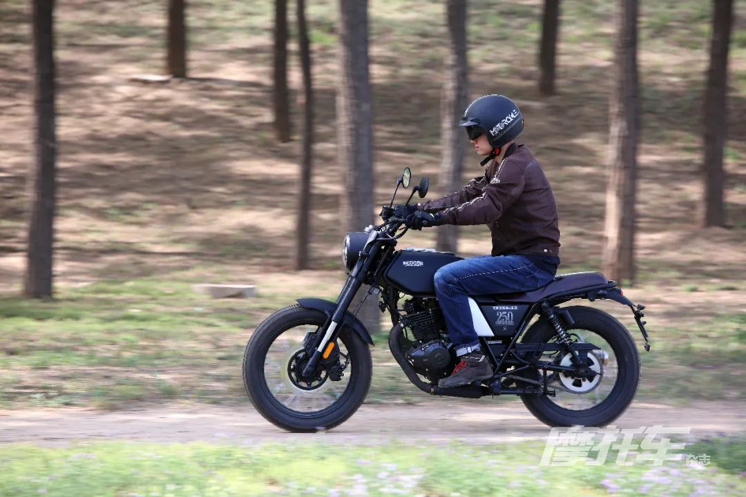 新款布雷斯通蓝卡评测,布雷斯通蓝卡22款和23款区别