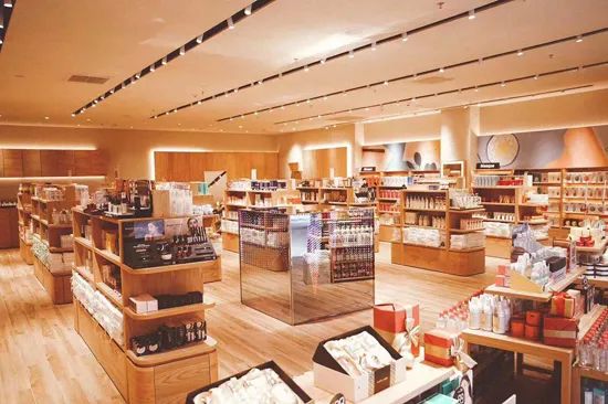 无惧关店退租潮，今年开店1000+！小姐姐最爱的“颜值”新物种们正在乘风破浪