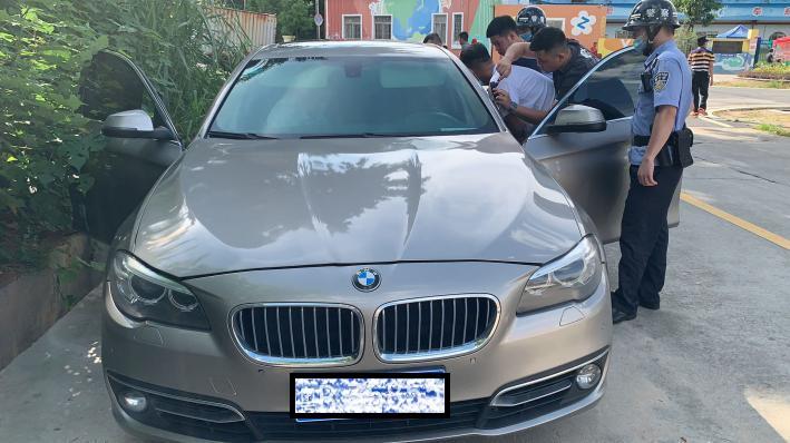 租豪车专骗女生,租豪车冒充富二代追女