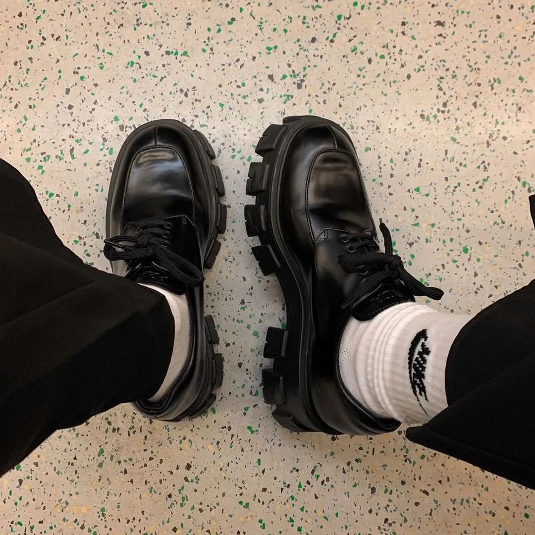 别追BM风了，今年做个NIKE女孩吧