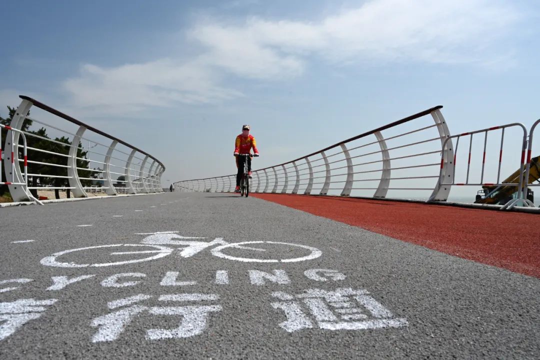 活力奔涌！今天，他们在阳光海岸绿道骑行健步