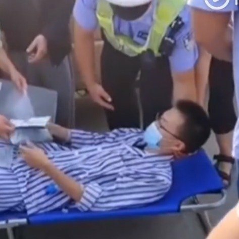 卫星发射成功新闻,中国首架高速互联网飞机成功首航