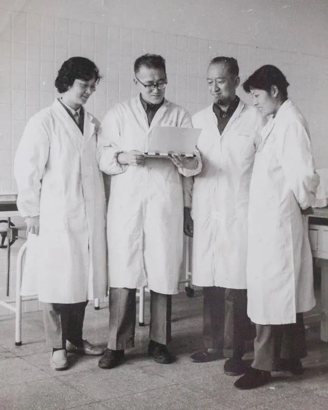 【专家在身边】为什么越来越多的人难怀孕？何氏妇科*四代第**传人分享调养经