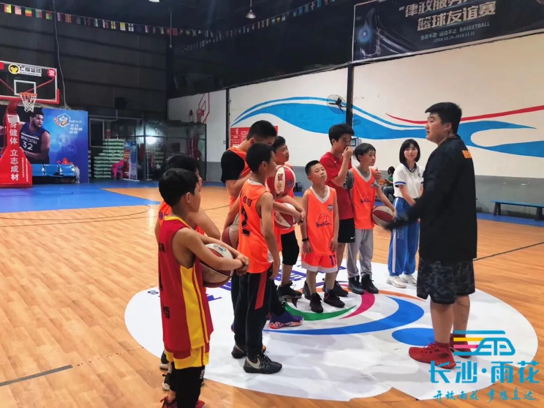 放假哪里有学游泳的地方,放假哪里游泳最好玩