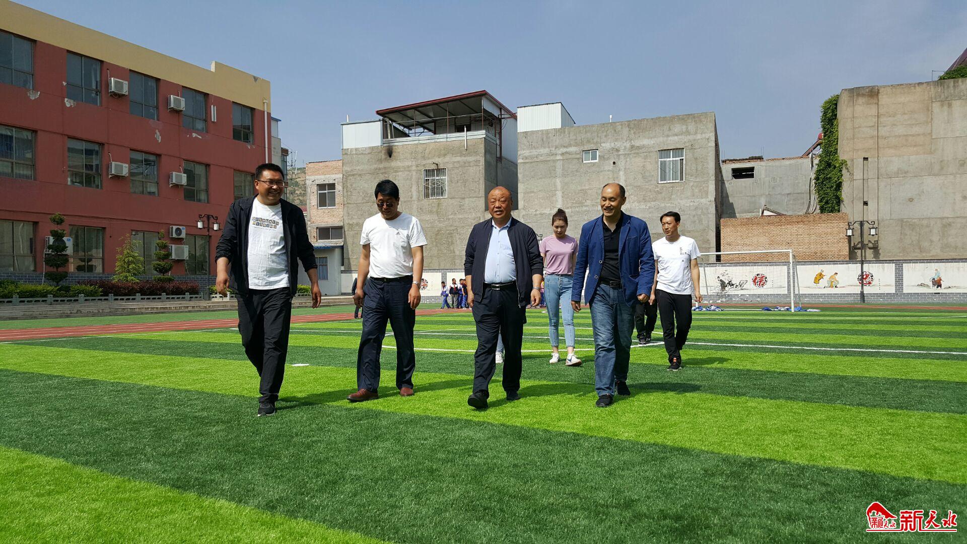 秦安县西川小学,奋进中的实验小学