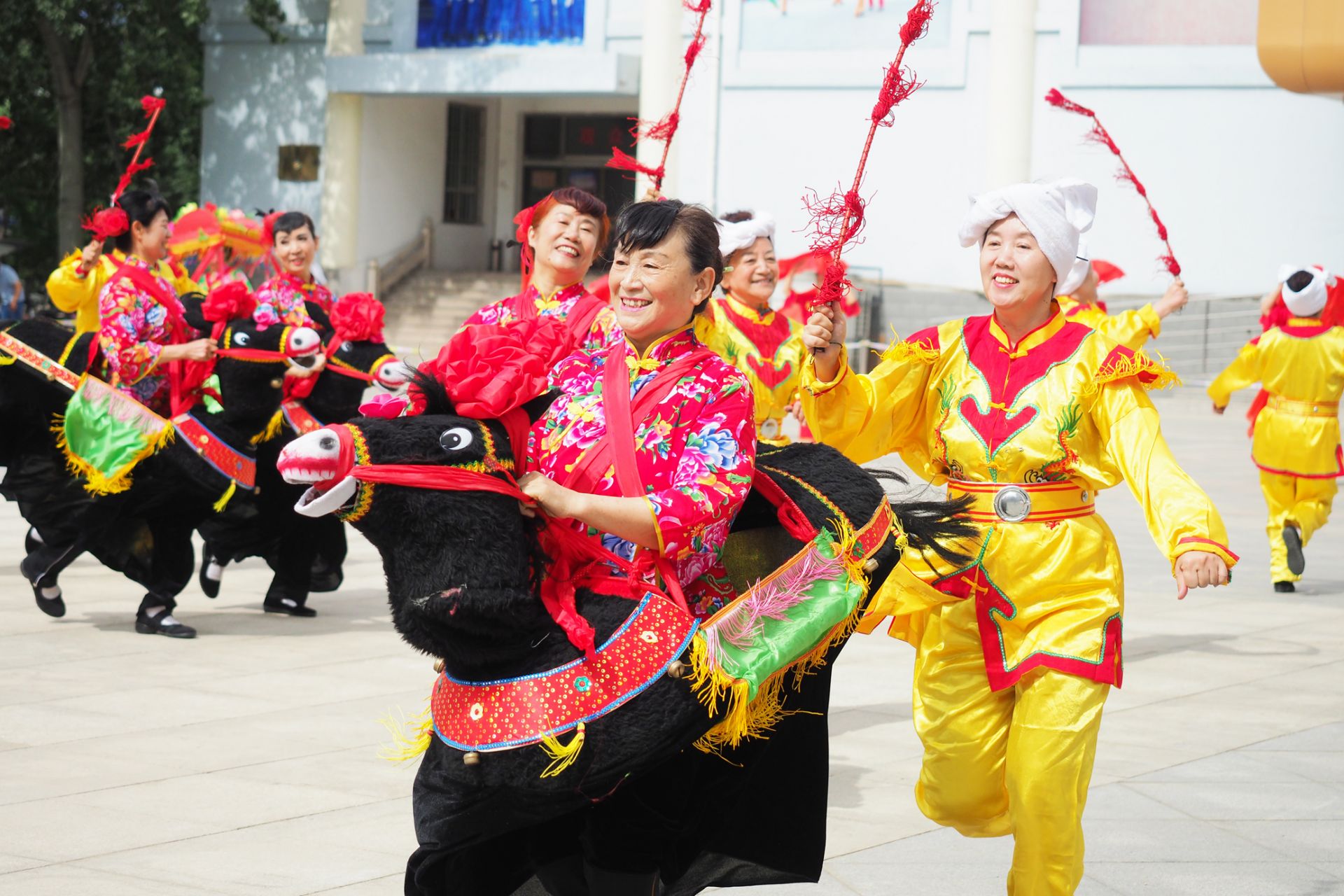 德州民间跑驴舞蹈,德州跑驴跃上全国舞台的民间技艺