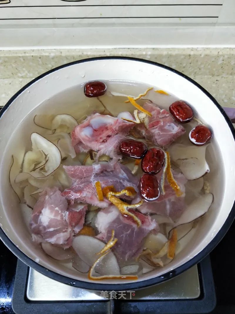 一碗梨汤,秋燥来做一个小吊梨汤