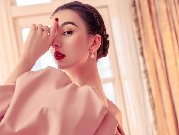 方媛回应天王嫂训练营,昆凌和方媛是哪个妈咪培训出来的