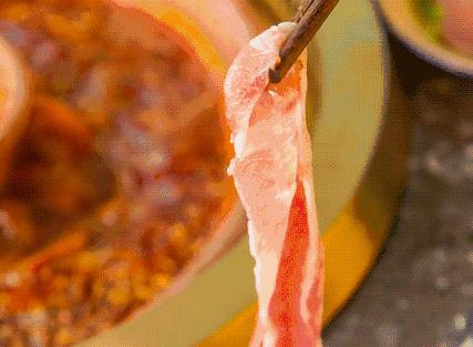 蒙古国3万只羊够吃吗,从小吃香料的羊