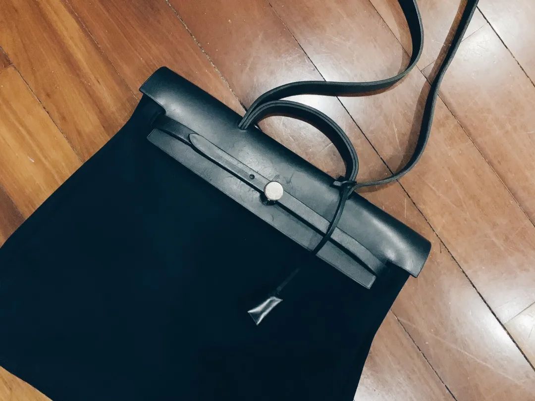 都说男人就是要大包，布耀廉到底谁大包